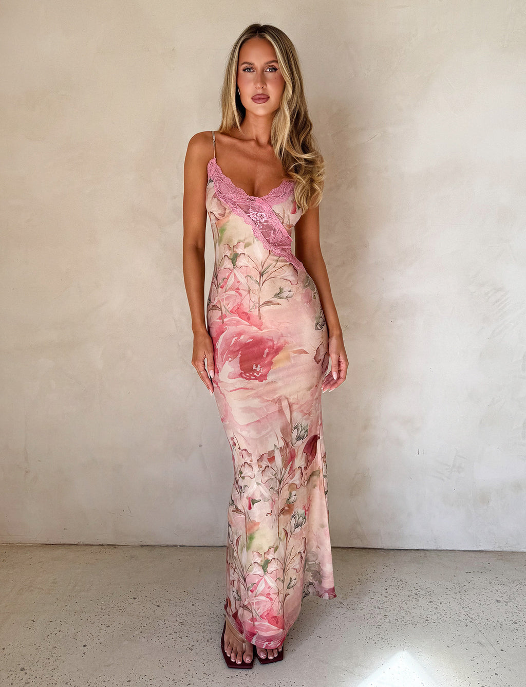Women’s Printed Lace Backless Slim Hip Long Dress Women